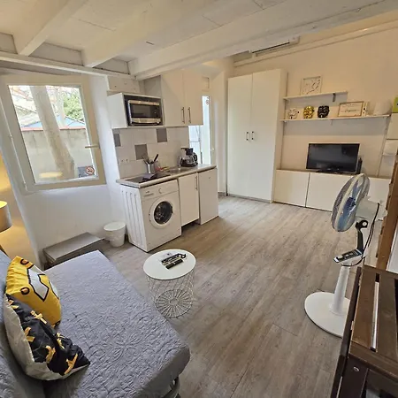 Gregbnb - Climatise - Studio Mezzanine - Cour Exterieure Apartman